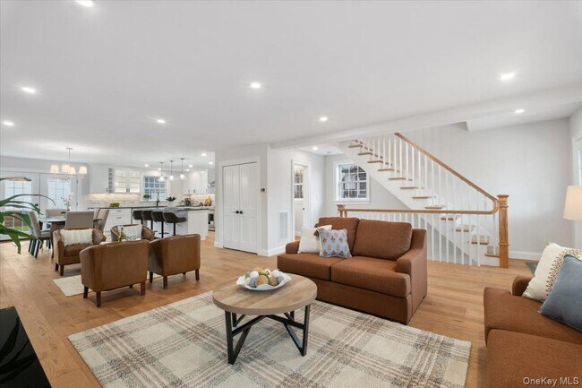 Foto del edificio - 32 Ackerman St