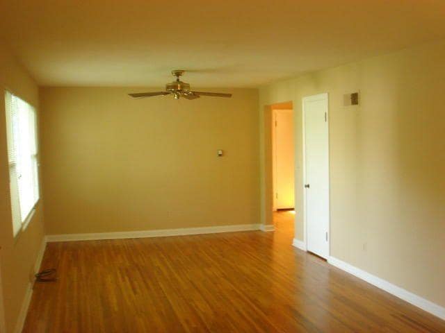 Building Photo - 410 Crestland Ave