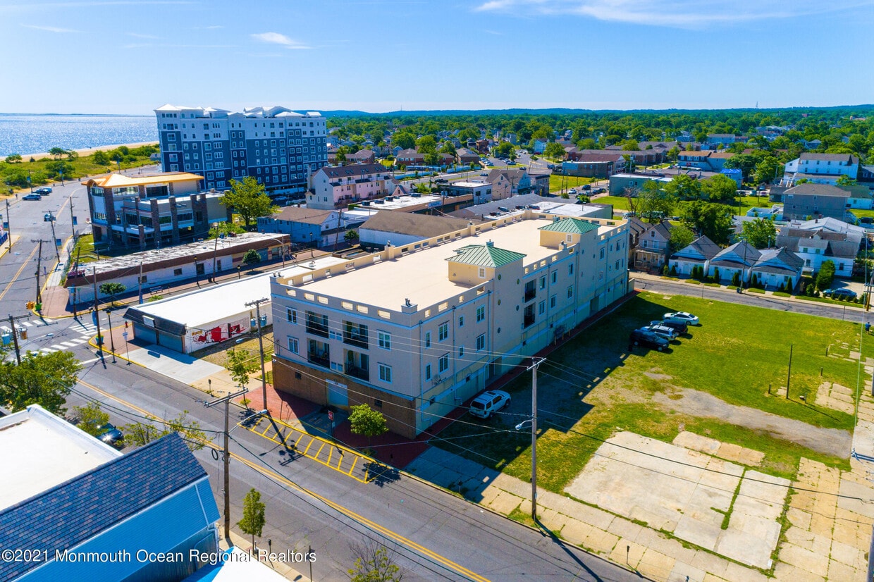 Primary Photo - 276 Beachway Ave