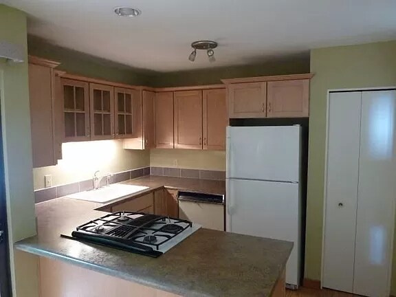 Foto del edificio - 2372 SW Cedar St