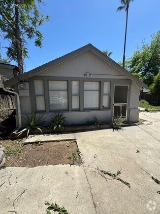 Building Photo - 515 Glenwood Dr