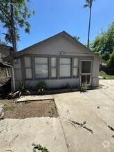 Building Photo - 515 Glenwood Dr