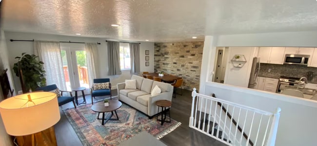 Building Photo - 642 Star Crest Dr W