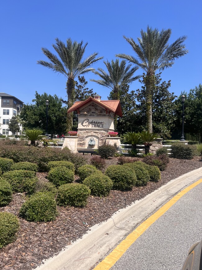 Foto del edificio - 302 Cherry Way