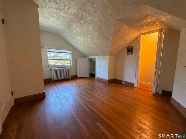 Foto del edificio - 105 Crystal St