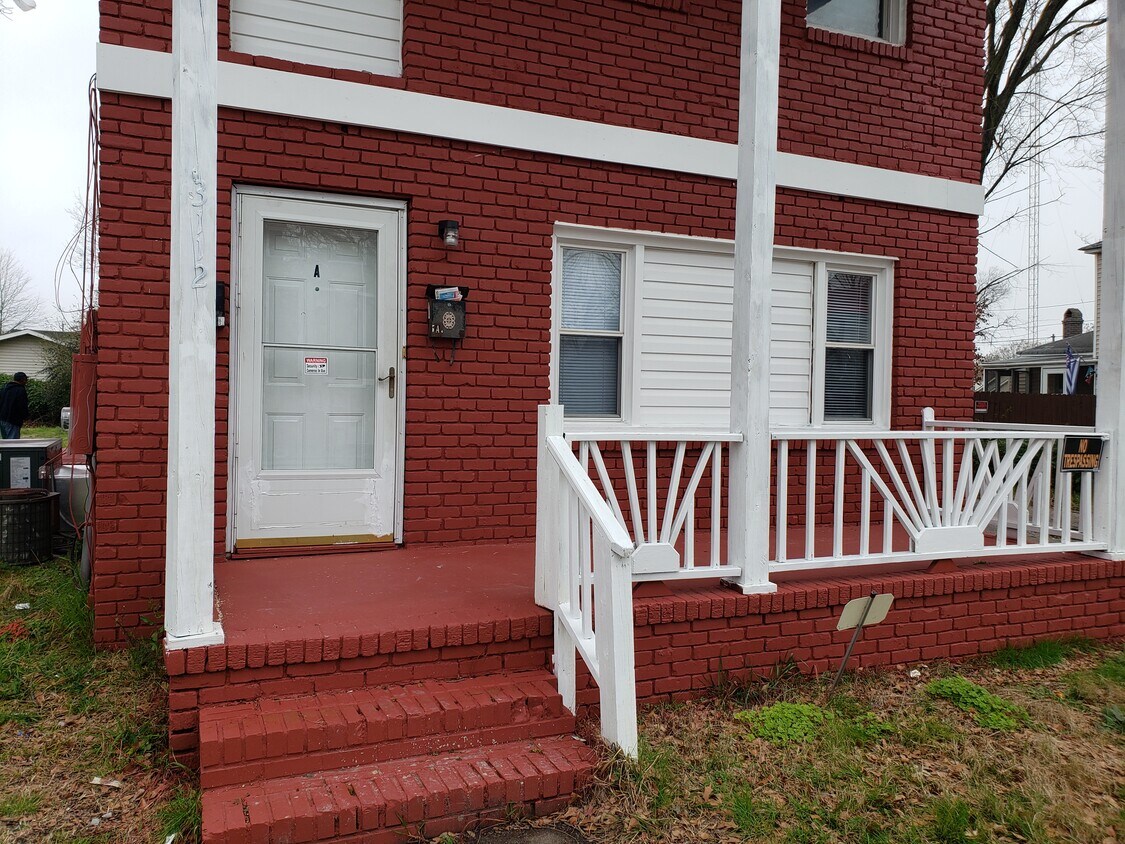 3112 Elm Ave, Portsmouth, VA 23704 Townhouse for Rent in Portsmouth