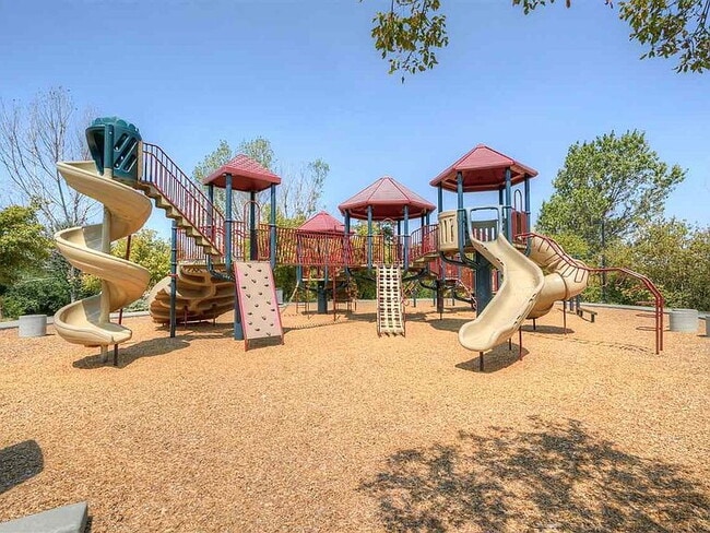 Building Photo - "Charming 4-Bed Oasis in Pleasanton – Spacious 1607 Sq Ft Home with 2 Full Baths!"