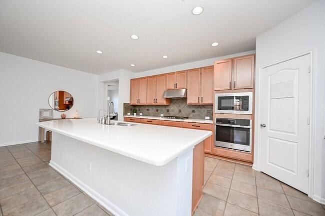 Building Photo - 28610 Cranford Sage Ln