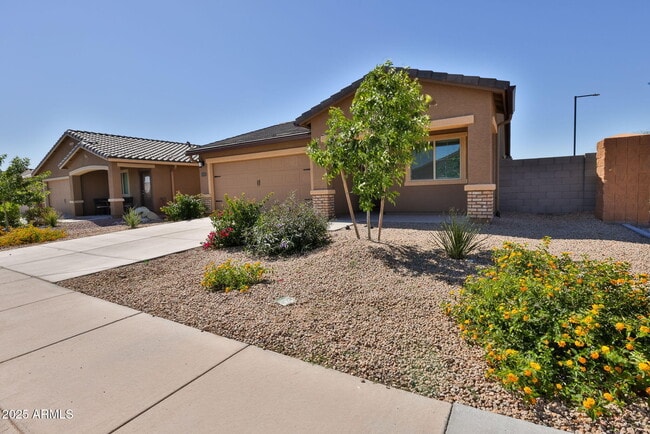 Building Photo - 25847 W Winston Dr