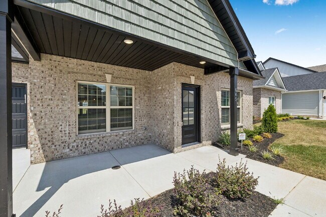 Foto del edificio - 645 Woodrush Dr
