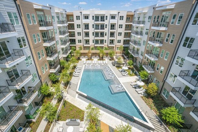 Pool - Lantower West Love