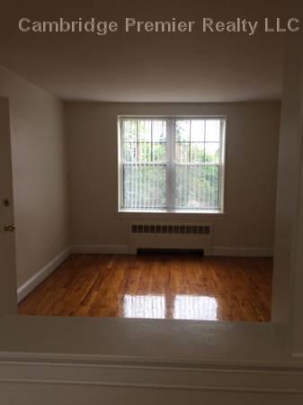Building Photo - 266A Harvard St