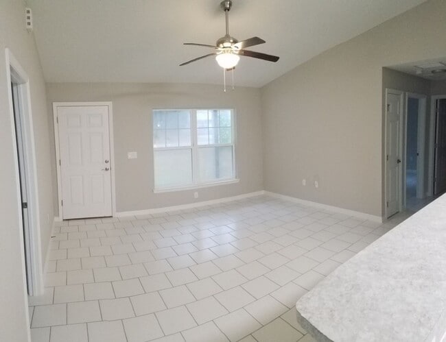 Foto del edificio - 6344 NW 63rd Terrace