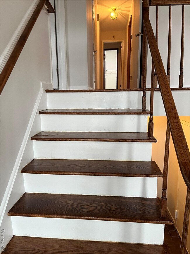 Foto del edificio - 43 Floyd Pl