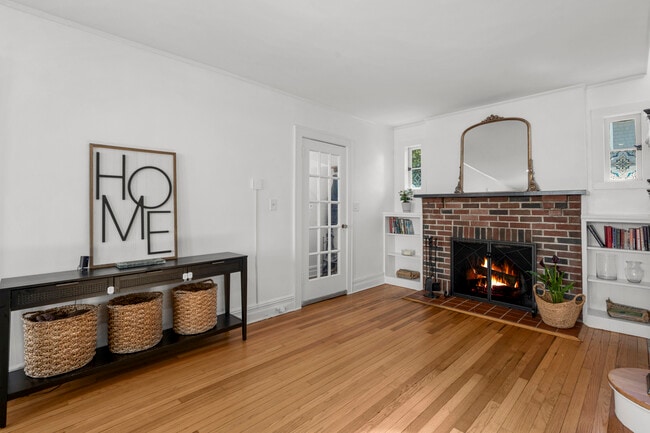 Foto del edificio - 217 Soundview Ave