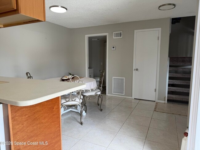 Building Photo - 3252 Sand Ct