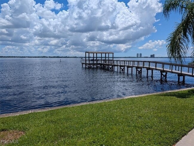 Building Photo - 15493 Admiralty Cir