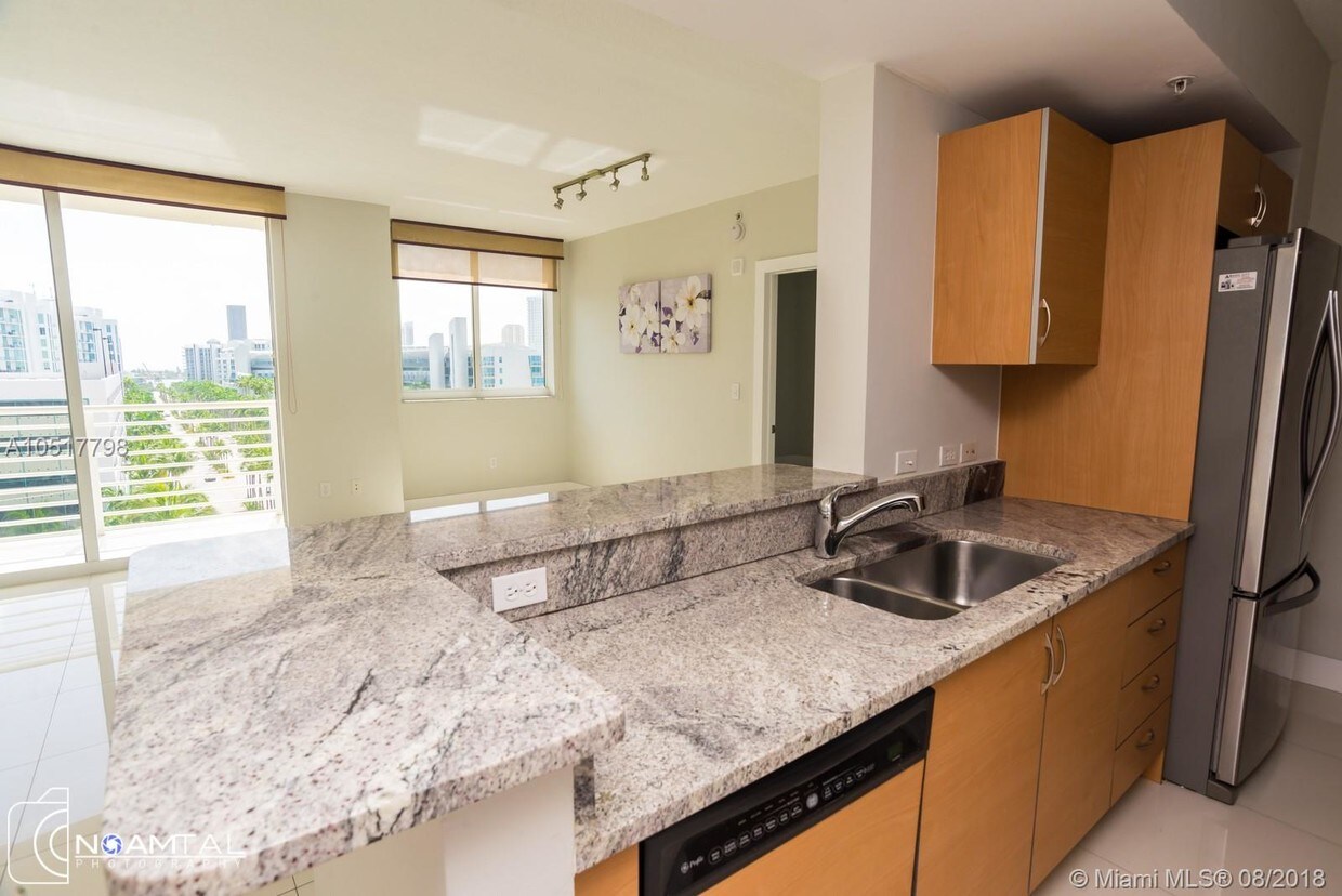 Primary Photo - VENTURE AT AVENTURA EAST CONDO
