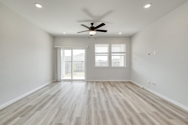 Building Photo - 2135 Alice Jay Wy