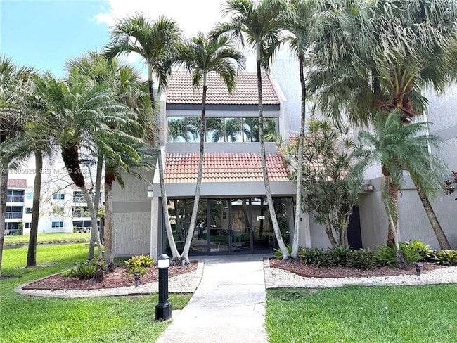 Photo - 230 Lakeview Dr Apartment