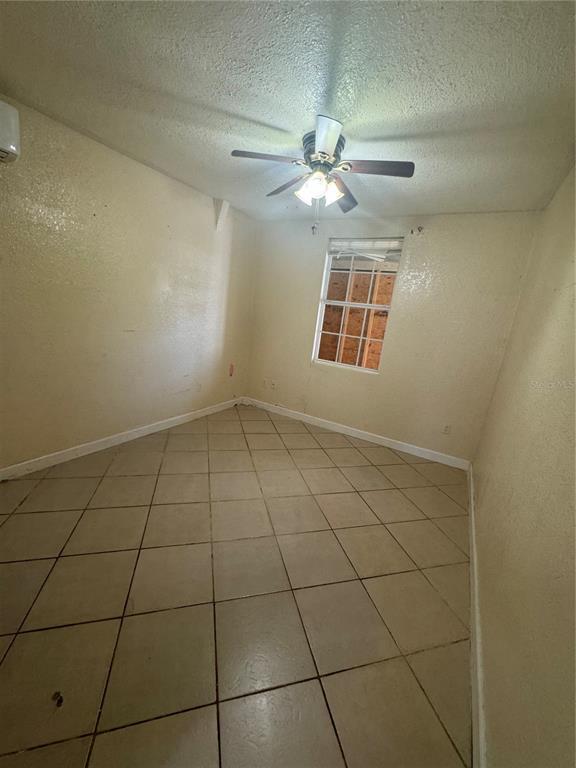 Foto del edificio - 4115 W Comanche Ave