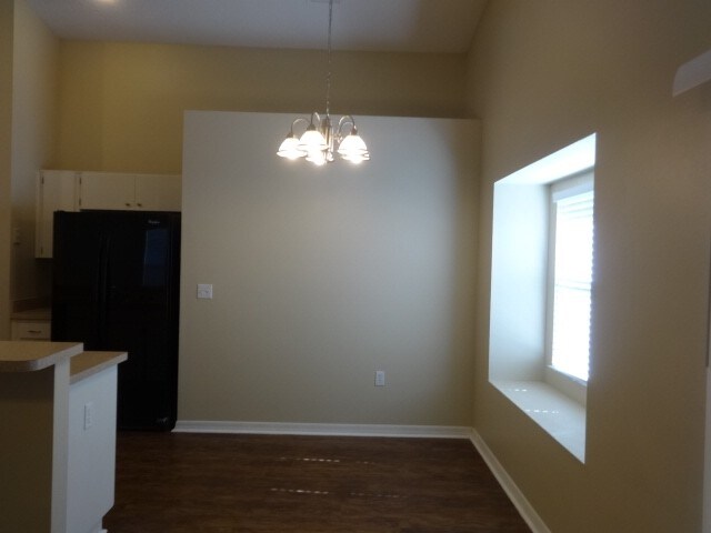 Building Photo - 10835 Peppersong Dr