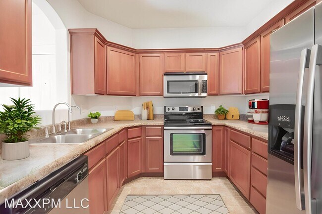 Foto del edificio - 3 br, 2 bath House - 122 W Springview Dr #122