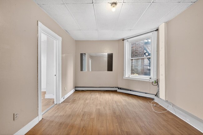 Building Photo - 584 Avenue C