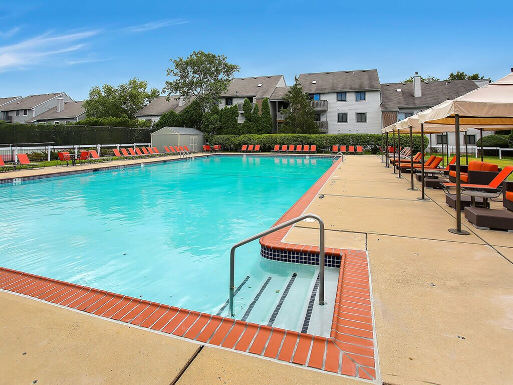 The Crest at Princeton Meadows Apartments in Plainsboro, NJ