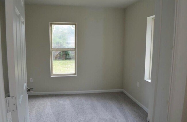 Foto del edificio - 4706 Sayers St