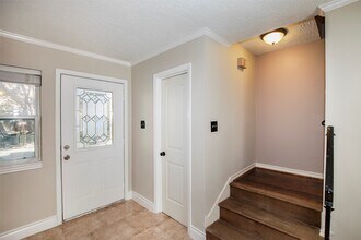 Building Photo - 431 Sunset Dr