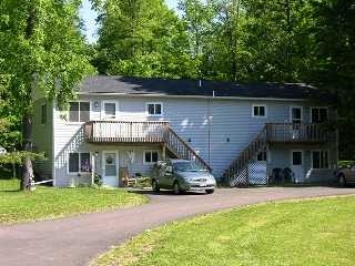 Primary Photo - Hyde Park Apartments