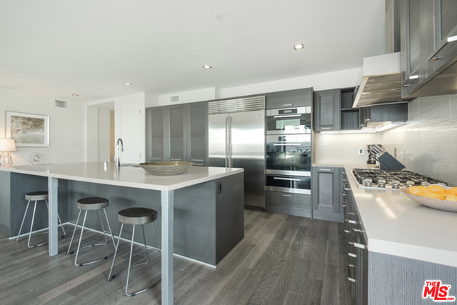 Foto del edificio - 432 N Oakhurst Dr
