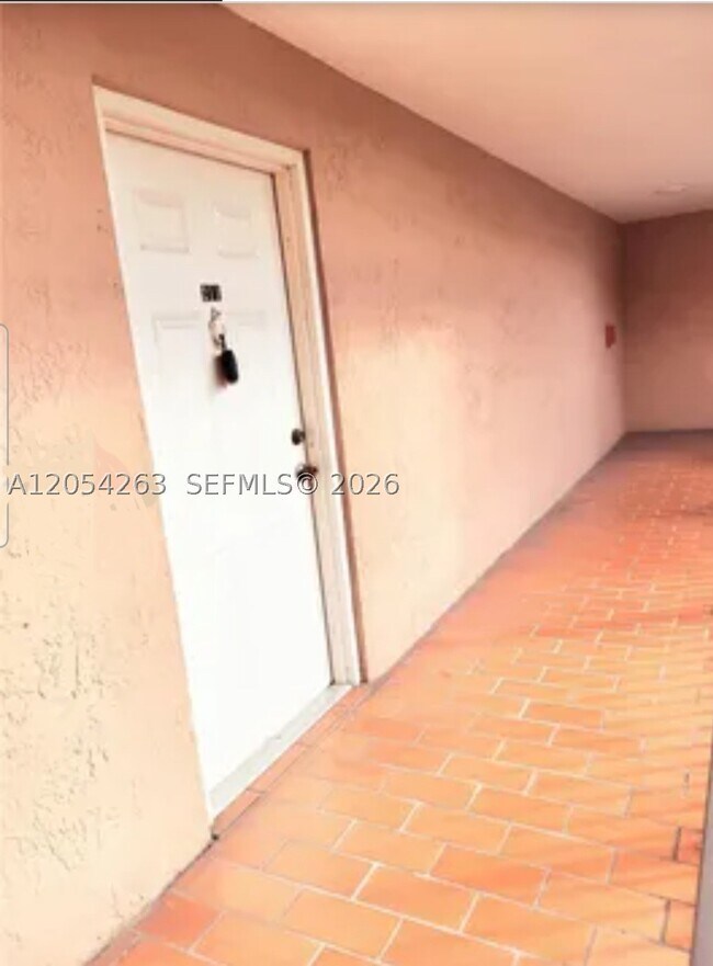 Foto del edificio - 5765 W 25th Ct