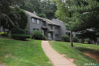 Building Photo - 156 Conestoga Way
