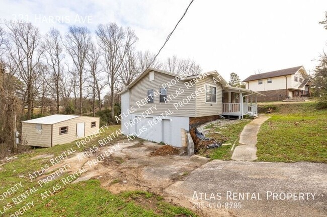 Building Photo - 321 Harris Ave