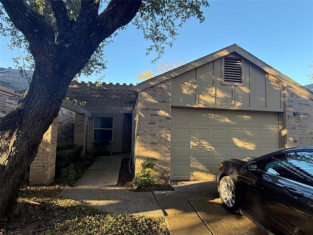 Primary Photo - 4139 Rosser Square