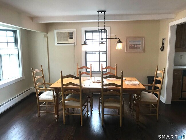 Foto del edificio - 892 Reef Rd