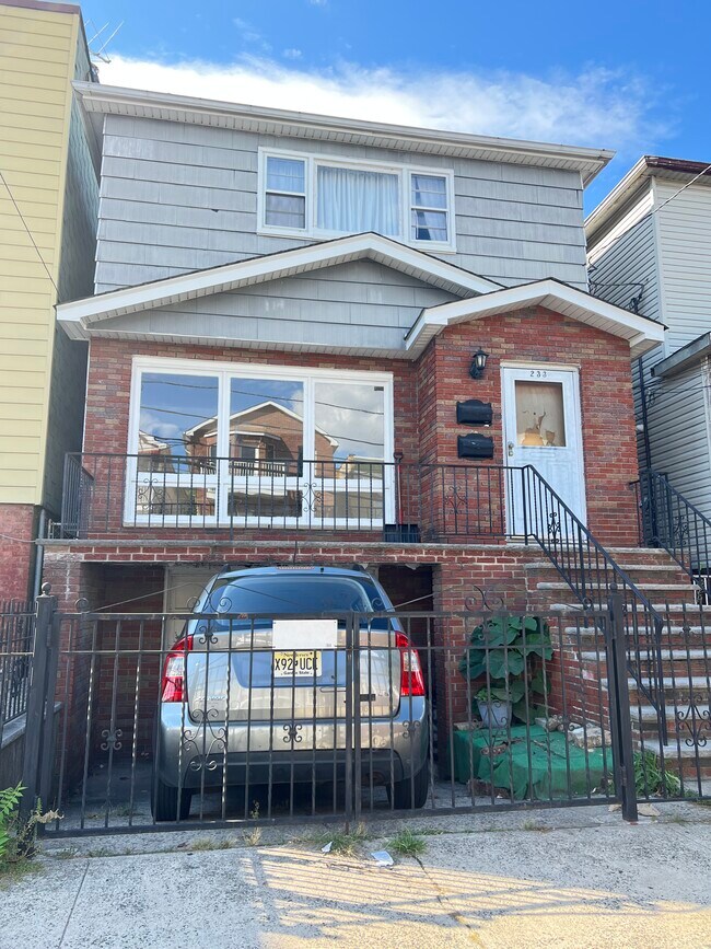Foto del edificio - 233 Cambridge Ave