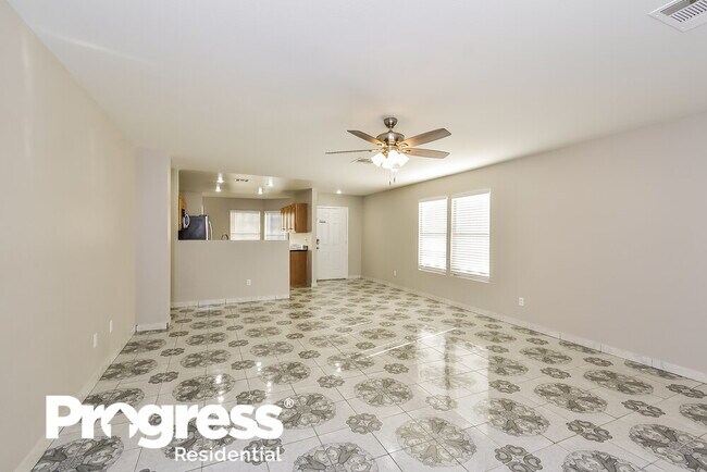 Foto del edificio - 1009 Cedar Pines St