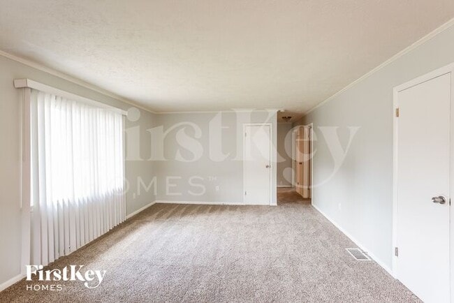 Building Photo - 5806 10th St