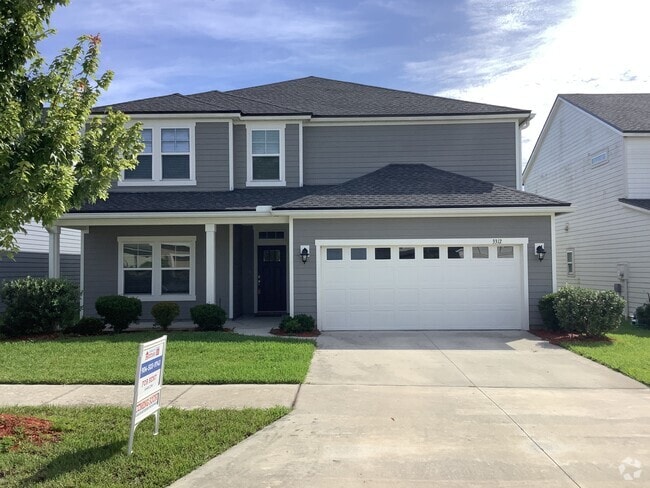Building Photo - 3312 Roundabout Dr