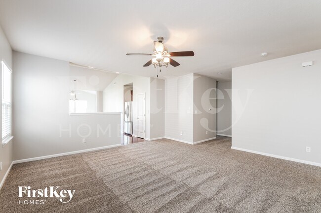 Foto del edificio - 5887 Aldridge Dr