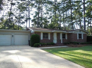 Building Photo - 2212 Croydon Dr
