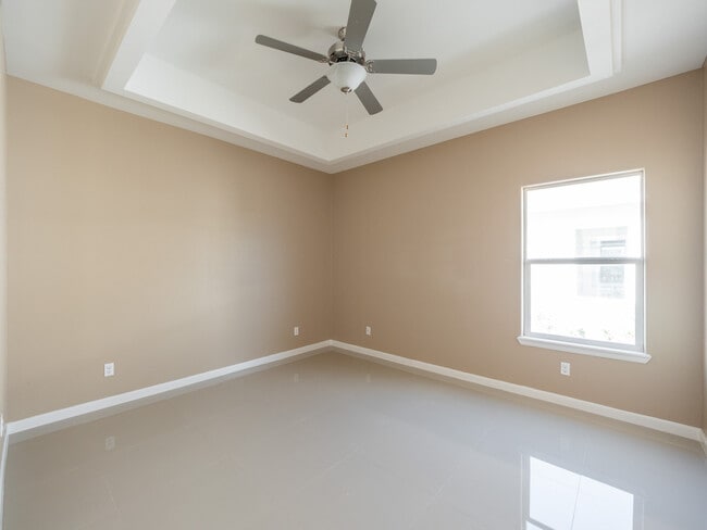 Dormitorio 1 - 1809 Taft St