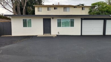 Building Photo - 121-123 Plymouth Dr