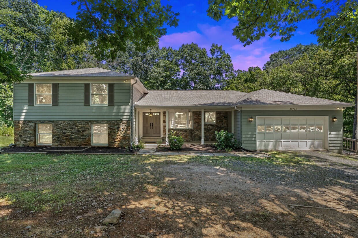 Primary Photo - 37744 Hughesville Rd
