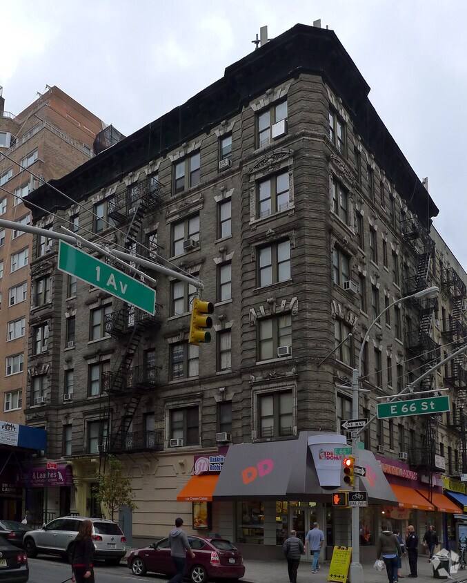Primary Photo - 1225 1st Ave