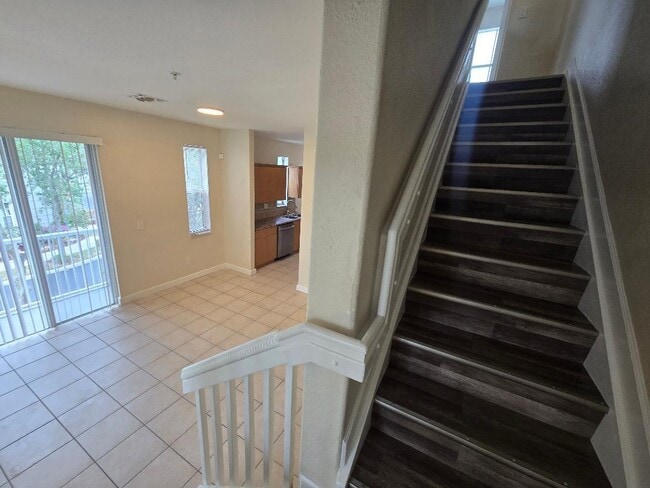 Building Photo - 3106 Shoma Dr