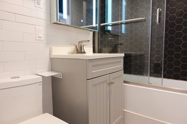 Building Photo - Ground Floor 1 Bed / 1 Bath